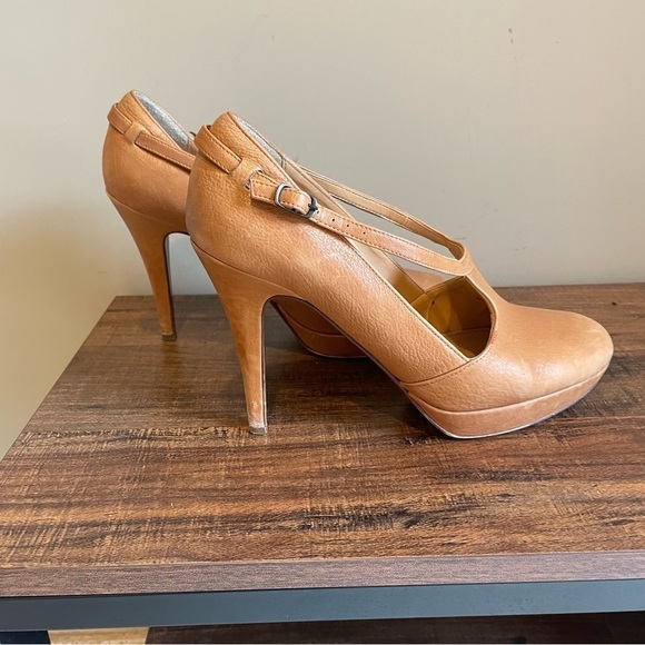 J. Crew GREER Tan Leather Platform Pumps Buckle - Picture 2 of 10